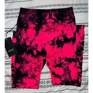 Peach Kristina Seamless capri - Pink/Black (M/L)